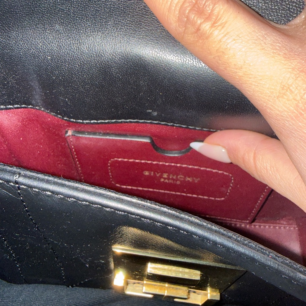 Givenchy EDEN MINI Black Leather Bag in smooth leather - Picture 5 of 13